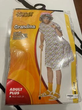 Spirit Grandma Costume Set in Floral Print with Pink and Gray Accessories
